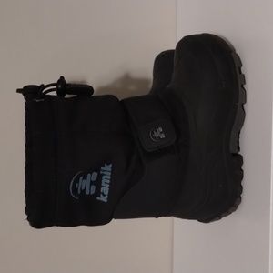 8T Kamik Winter Boots